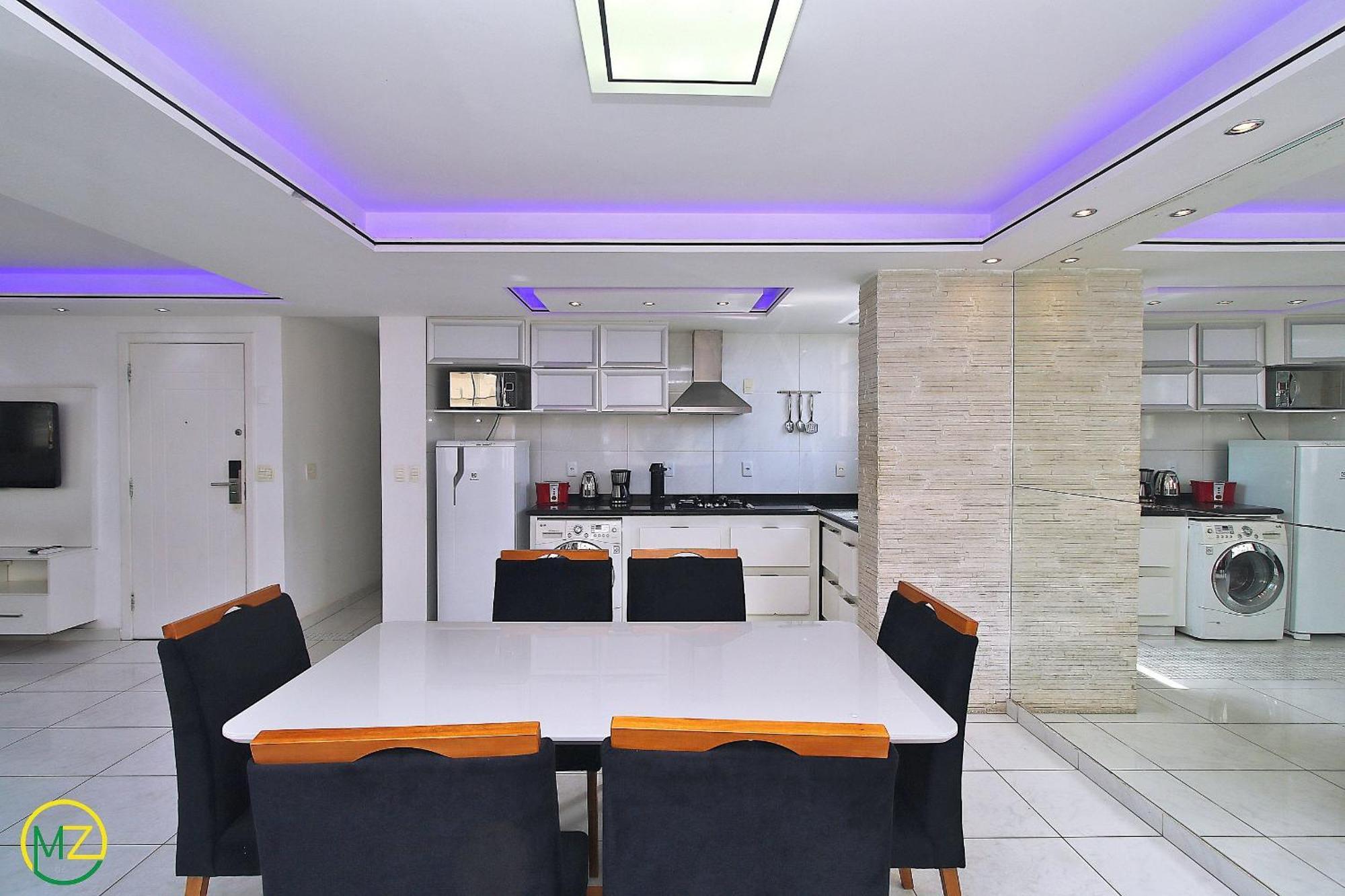 Moderno Apto 3 P/ 8 Pessoas Em Copacabana Apartamento